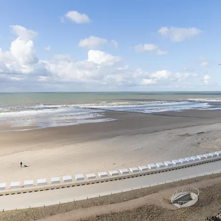 Stella - 0701 Apartment *